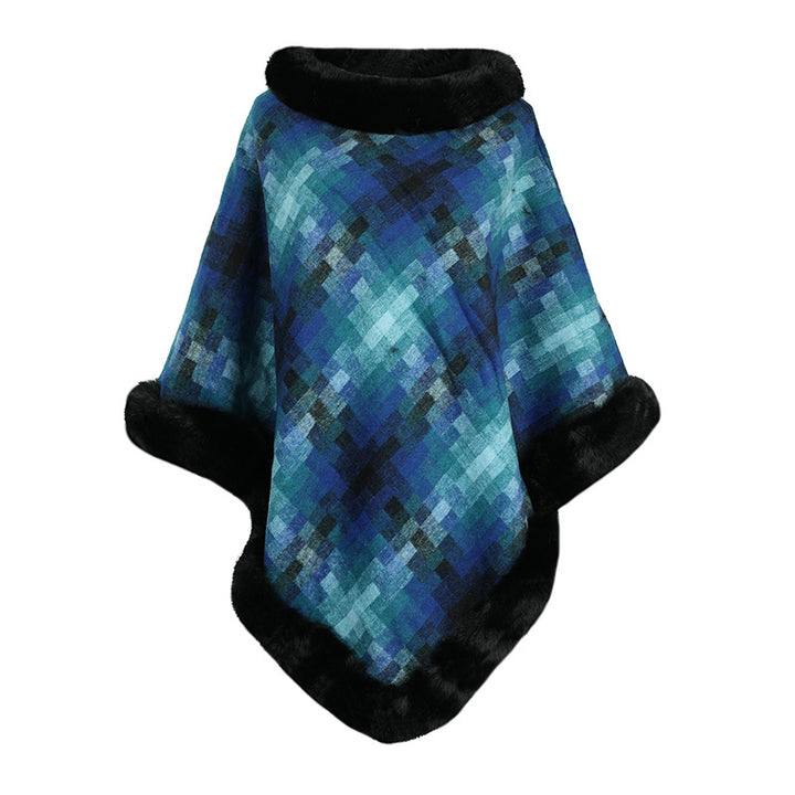 Ladies fashion poncho with luxurious faux fur collar Lune London