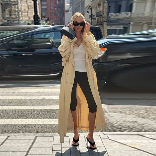 Ladies Elegant Trench Coat with Fashionable Chic Cut and Style