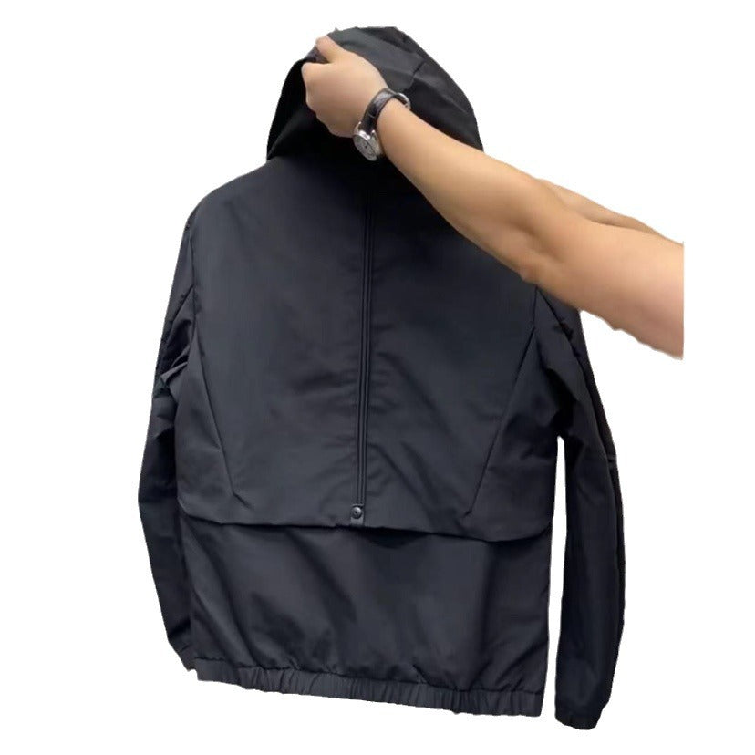 Leisure jacket for men with adjustable hood and practical piped pockets Lune London