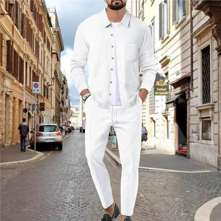 Trendy leisure set for men with textured top and elastic waistband Lune London