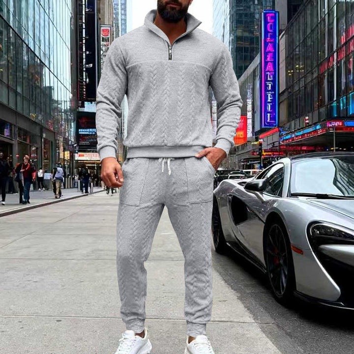 Casual knitted tracksuit for men with a high collar and zipper Lune London