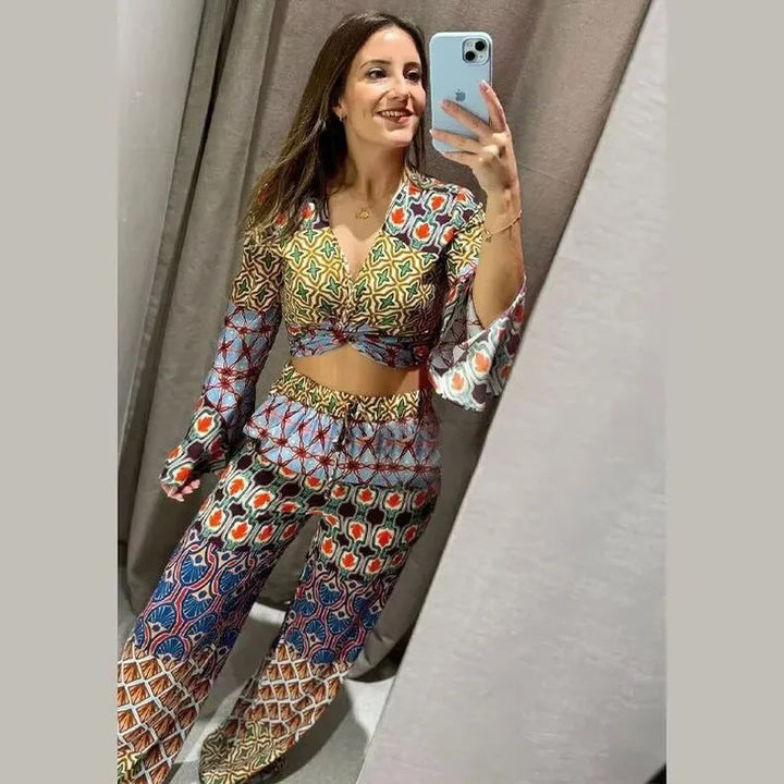 Wide pants for women with colorful pattern and elastic waist Lune London