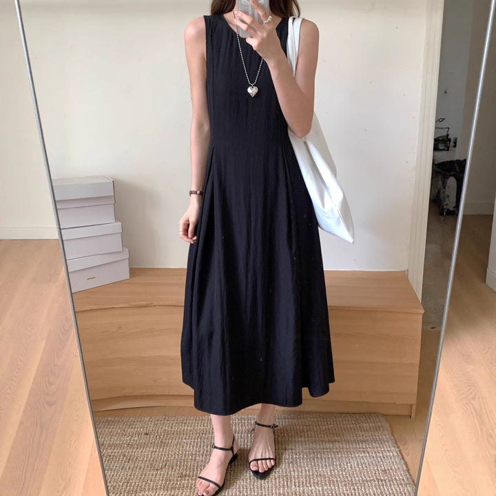 Lune London Sleeveless A-Line Maxi Dress for Women