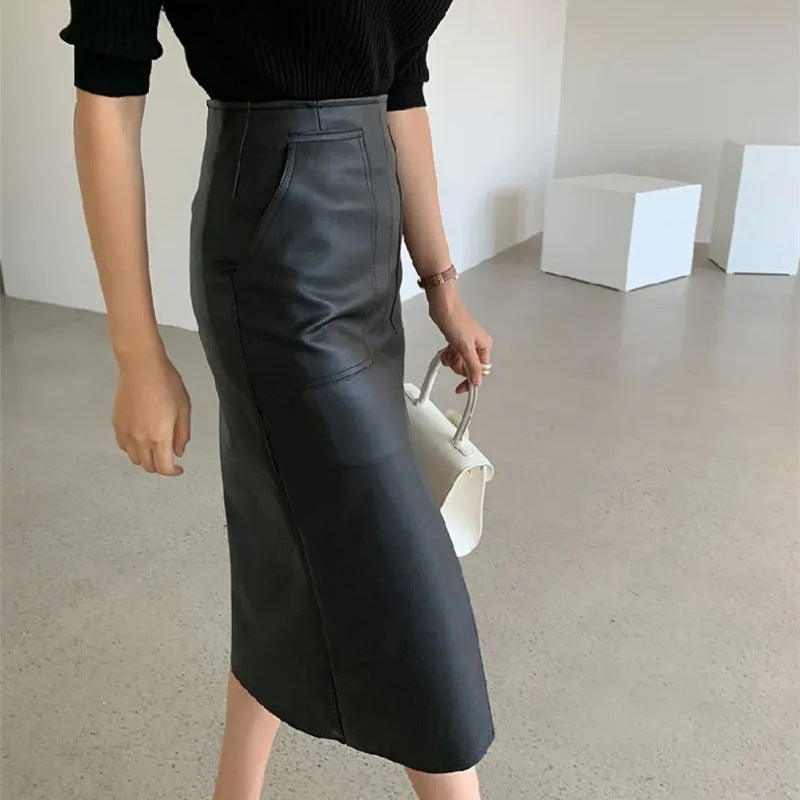 Summer rock in high-quality faux leather for women with side slit Lune London