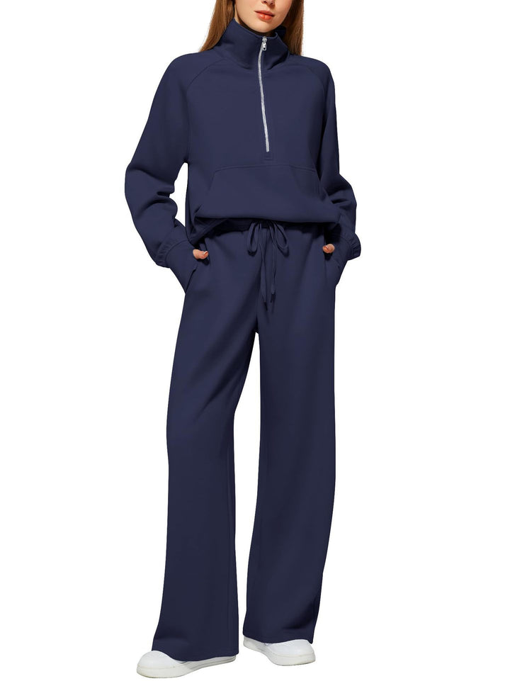 Casual tracksuit for women with a large collar and practical pockets Lune London