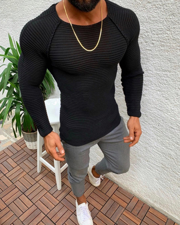 Men's fitted knitted top with breathable texture and chic stylish design