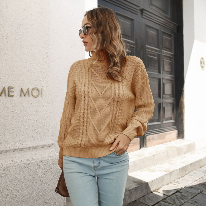 Lune London | Women's knitted pullover with textured cable pattern and roll collar