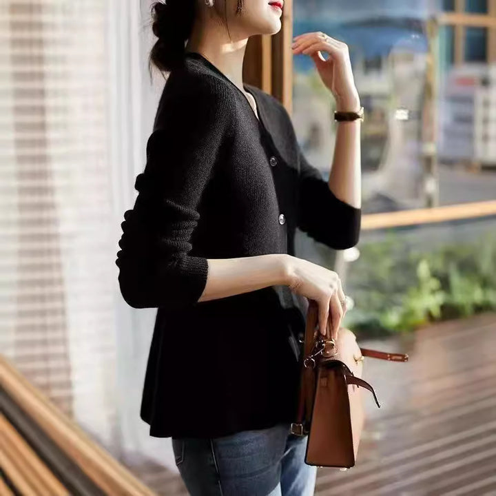 Cardigan femme avec coupe flatteuse et texture en fine côte Chic & Stil