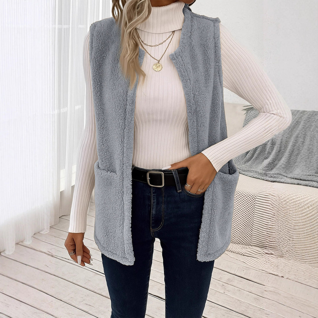Women fluffy vest with deep pockets Lune London