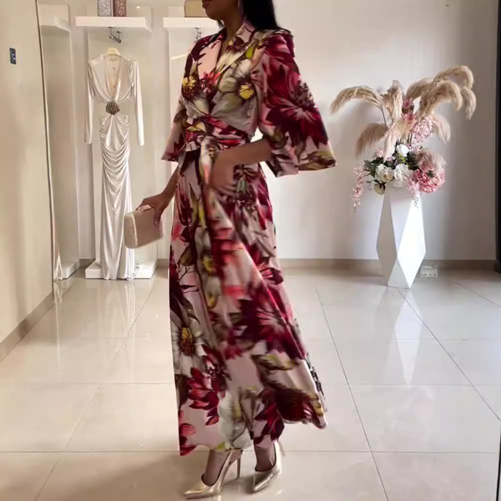 Robe florale élégante pour femmes avec ceinture ajustée et manches larges Chic & Stil
