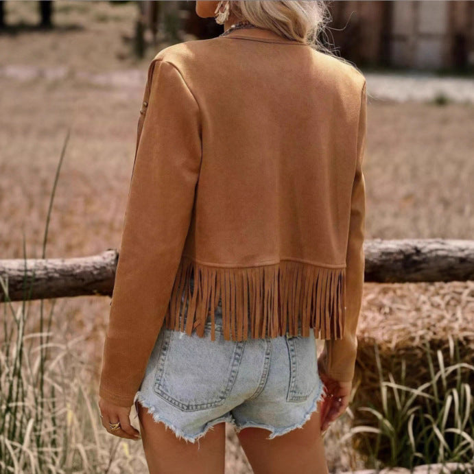 Veste à franges pour femmes avec des clous décoratifs et une coupe élégante Chic & Stil