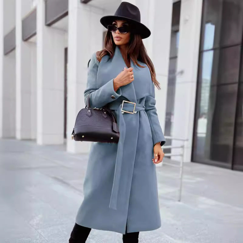 Elegant trench coat for women with belt and high-quality finish Lune London