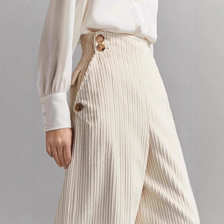Pantalon large en velours côtelé pour femmes avec boutons décoratifs Chic & Stil