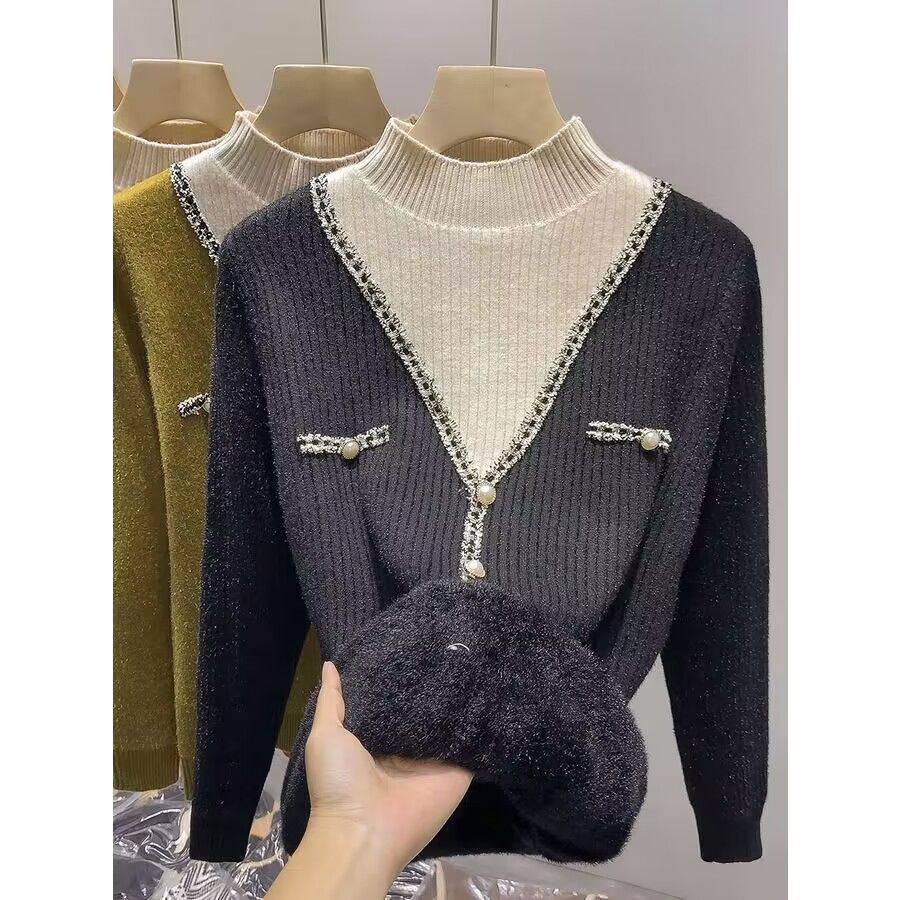 Pull femme à la mode avec col en V, détails scintillants et boutons Chic & Stil