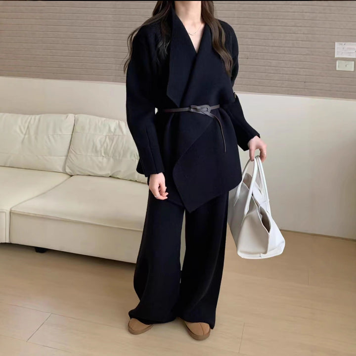 Cardigan Élégant pour Femmes avec Design Sur Mesure et Ceinture Chic & Stil