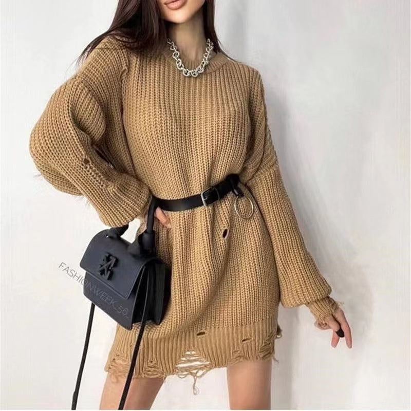 Thick knit dress for women with a relaxed fit and chic fashion details Lune London