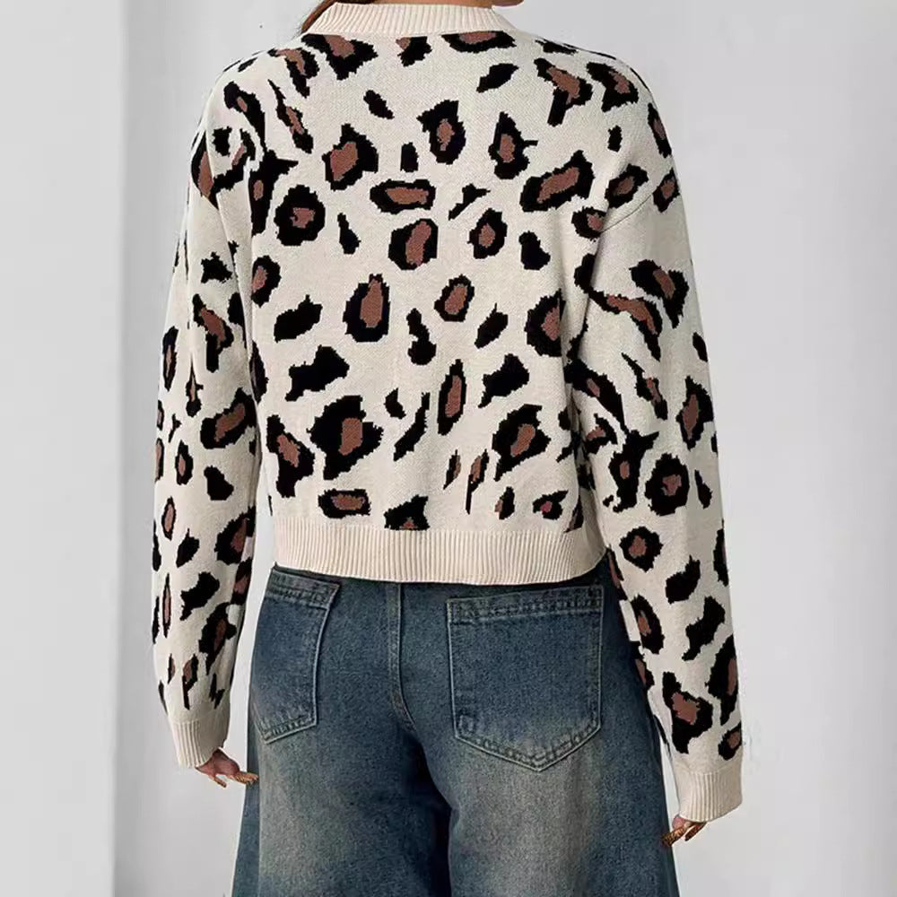 Women Trendy Cardigan with Playful Knots Lune London