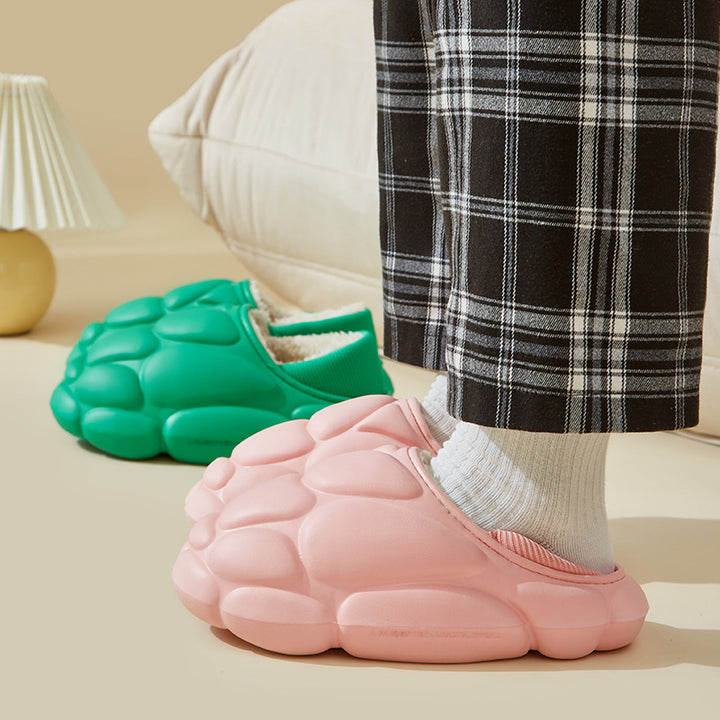 Women's slippers with non-slip sole and soft lining Lune London