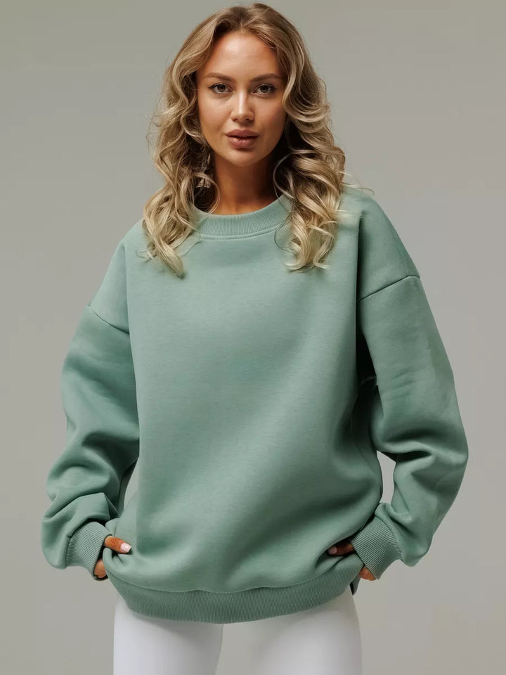 Women's casual sweatshirt with wide shoulders and soft lining Lune London