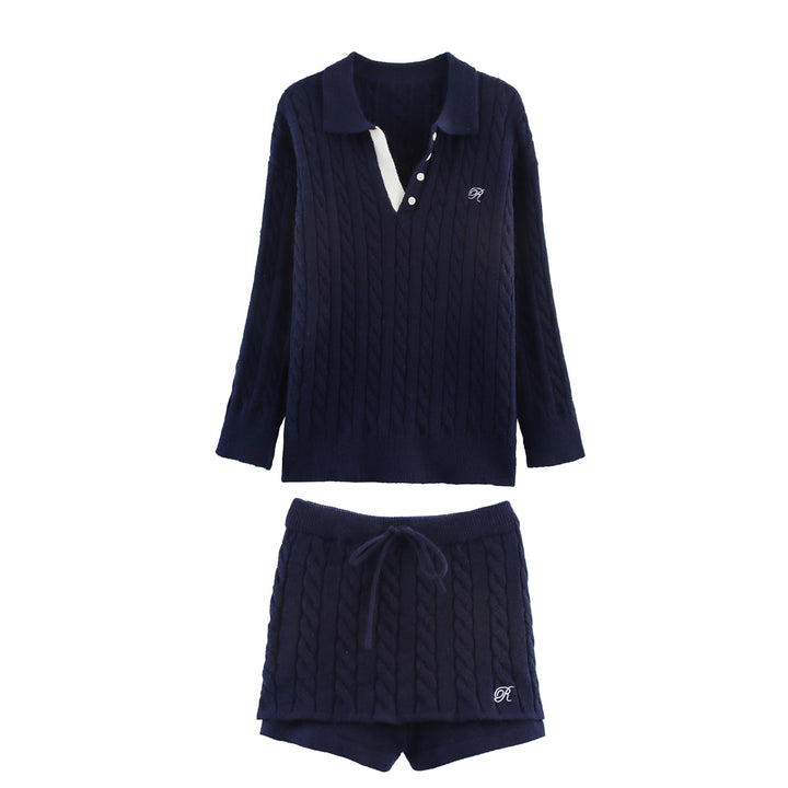 Knitted pajama set for women with classic pattern and elegant collar Lune London