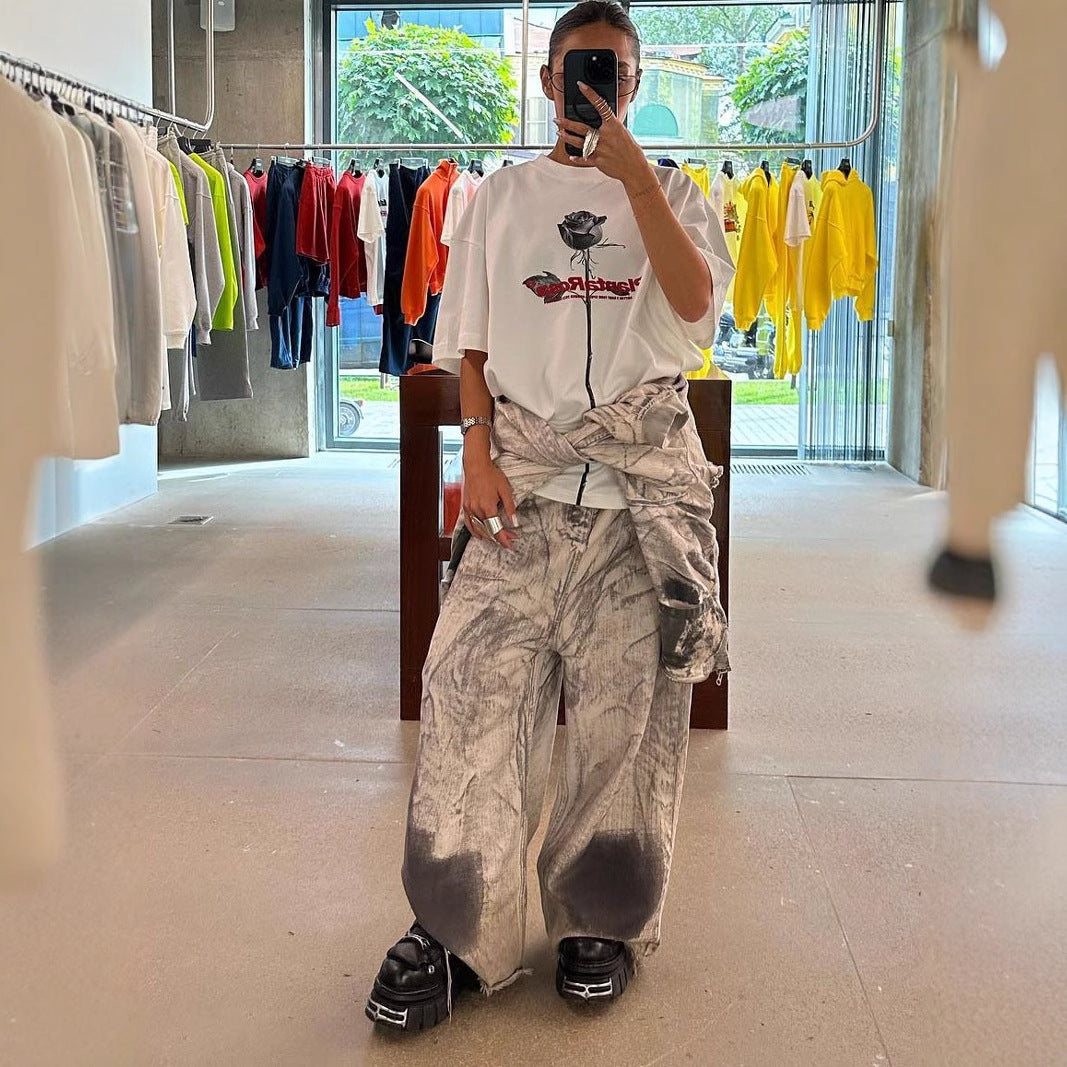 Oversized wide jeans for women with modern color gradient Lune London