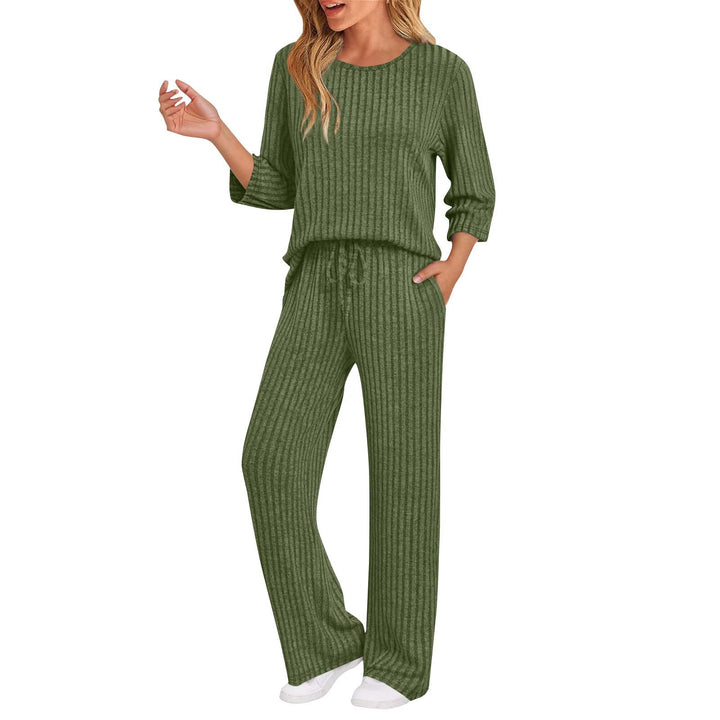 Ladies Comfortable leisure outfit with a striped structure Lune London