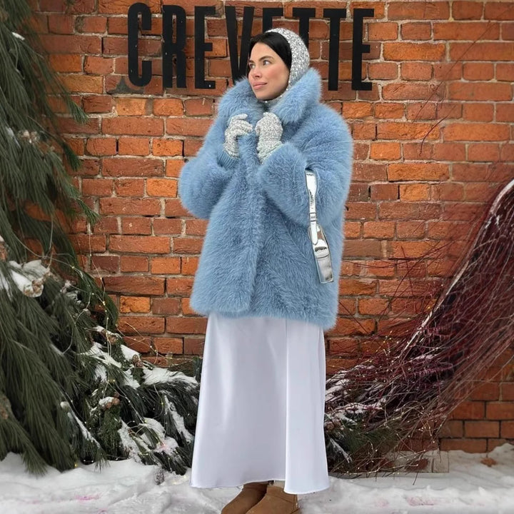 Luxurious faux fur fox jacket for ladies with an elegant cut Lune London