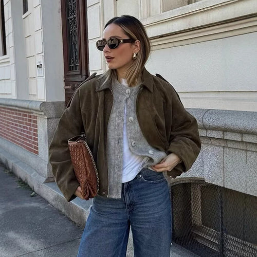 Trendy and casual faux leather jacket for women with a modern fit Lune London