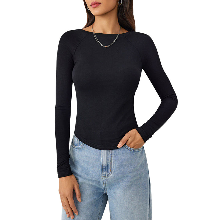 Chemisier à manches longues pour femmes avec une coupe flatteuse et un élégant col rond Chic & Stil