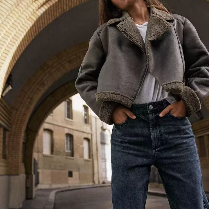 Casual biker jacket for women with a soft faux fur collar and practical pockets Lune London