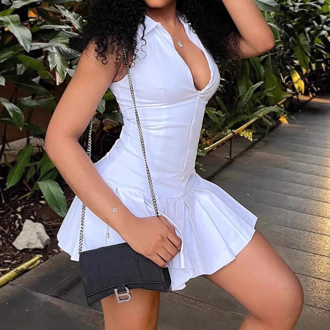 Mini dress for women with voluminous skirt and deep V-neck Lune London