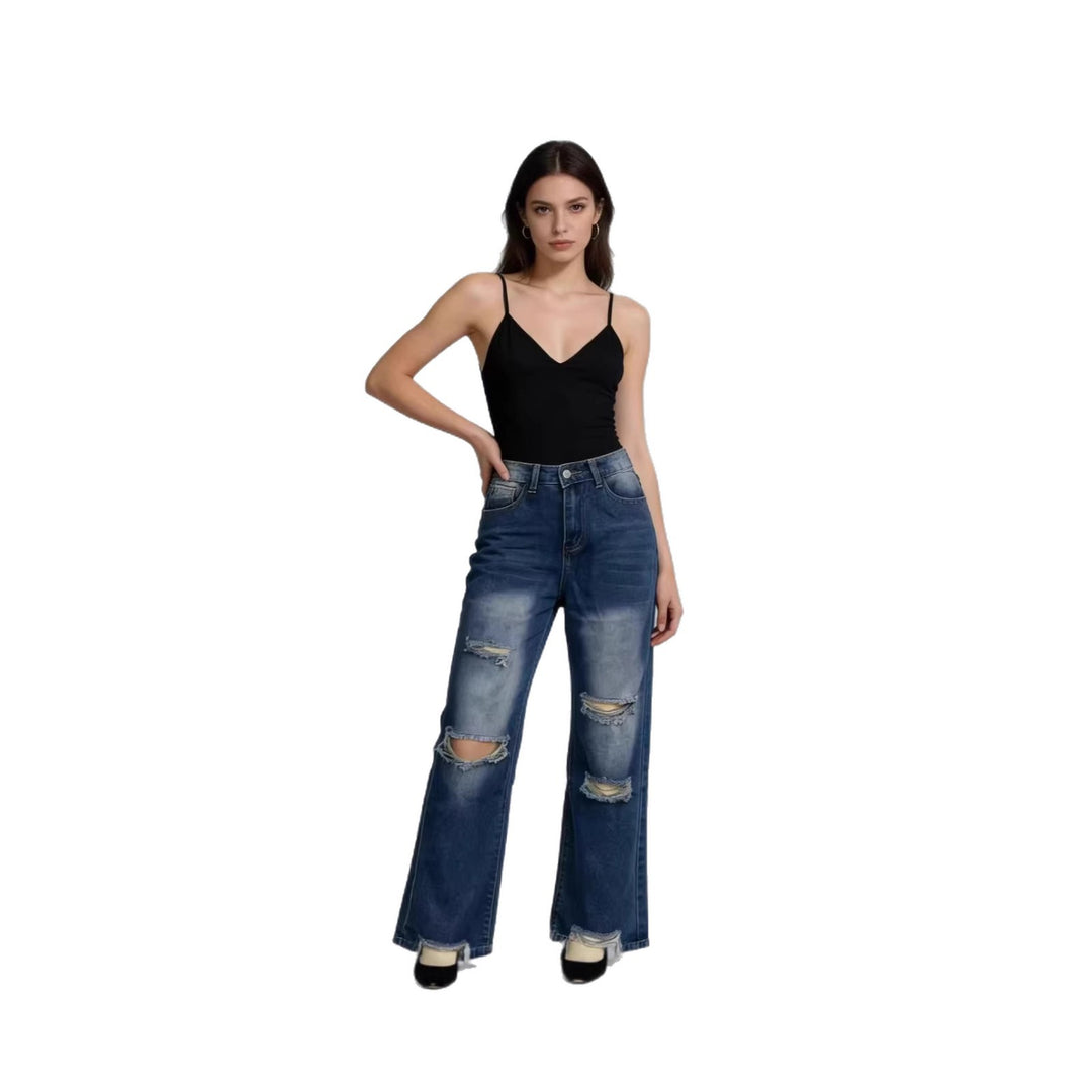 Women's wide jeans with stylish destroyed detail and comfortable fit Lune London