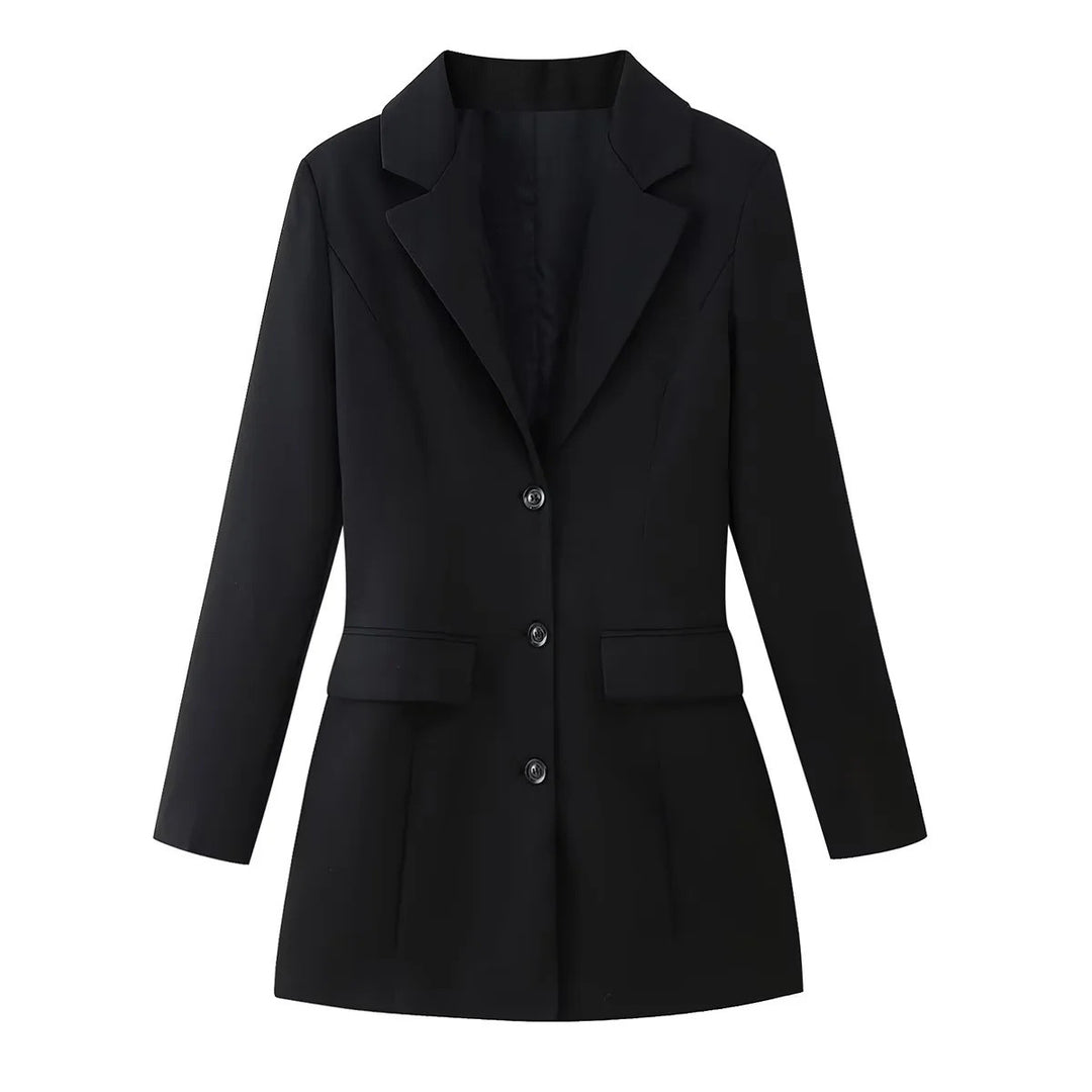 Elegant blazer jacket for women with a fitted cut and practical pockets Lune London