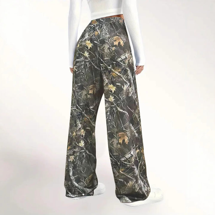 Ladies Camouflage Details Relaxed Fit Jogger Pants Lune London