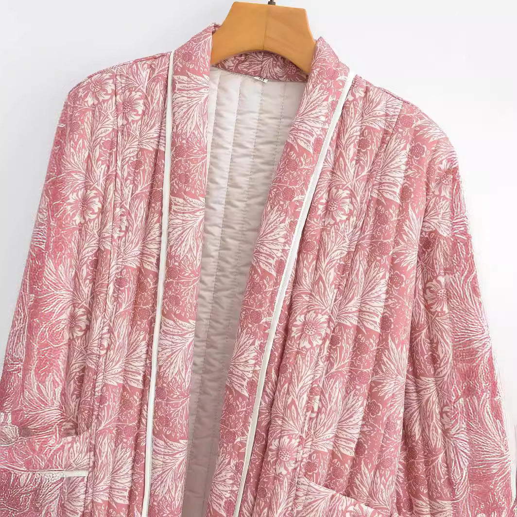 Veste matelassée élégante pour femmes avec motif floral Chic & Stil