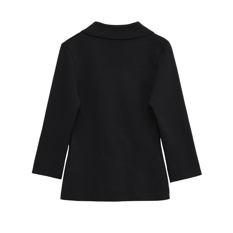 Elegant blazer jacket for women with double breasted and feminine silhouette Lune London