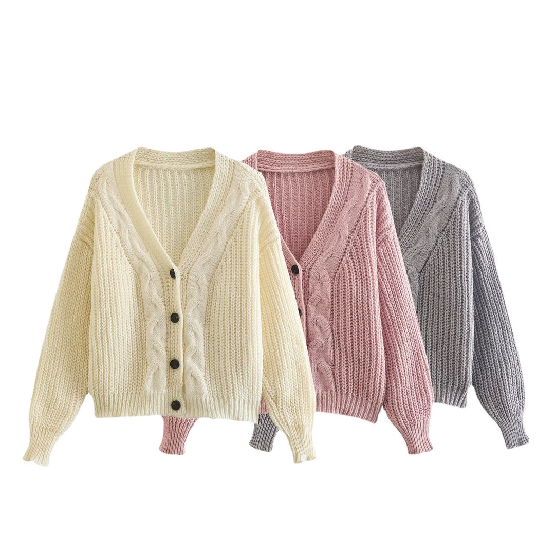 Women’s cozy knit cardigan with cable knit pattern and elastic sleeves Lune London