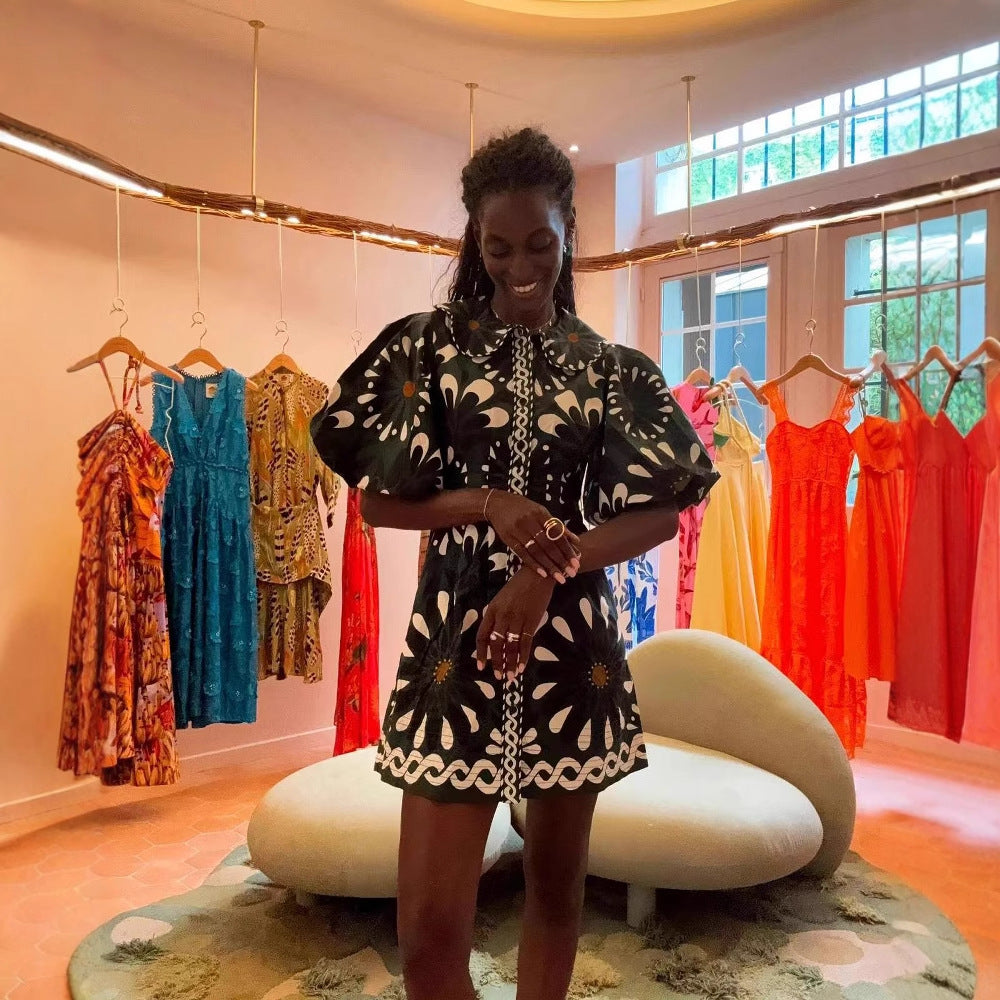 Dress ladies with floral pattern and collar Lune London