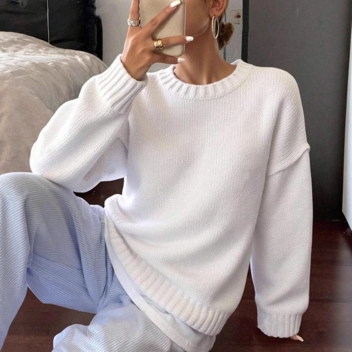 Women's casual oversized knit sweaters with round neck Lune London
