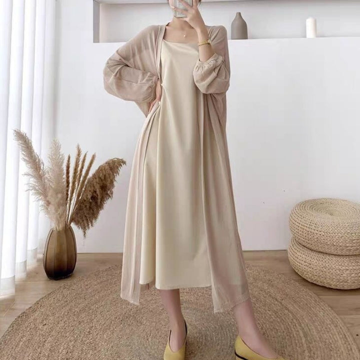 Cardigan long élégant pour femmes avec des manches en forme de ballon et un devant ouvert Chic & Stil