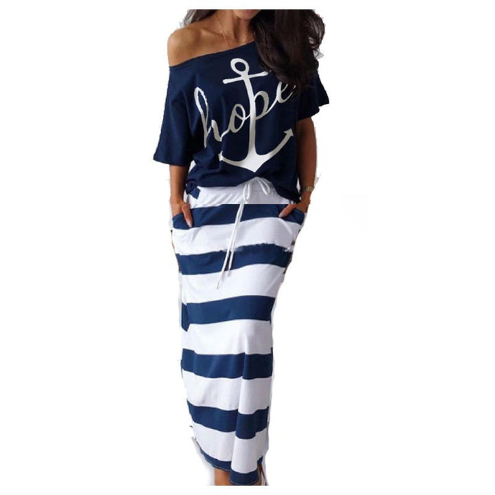 Tenue de plage élégante pour femmes avec top à épaules dénudées et jupe à longueur de hanches Chic & Stil