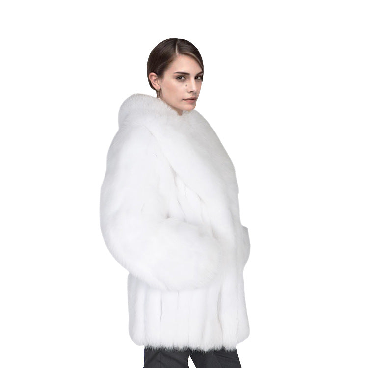 Ladies Luxurious Faux Fur Jacket with Voluminous Sleeves Lune London