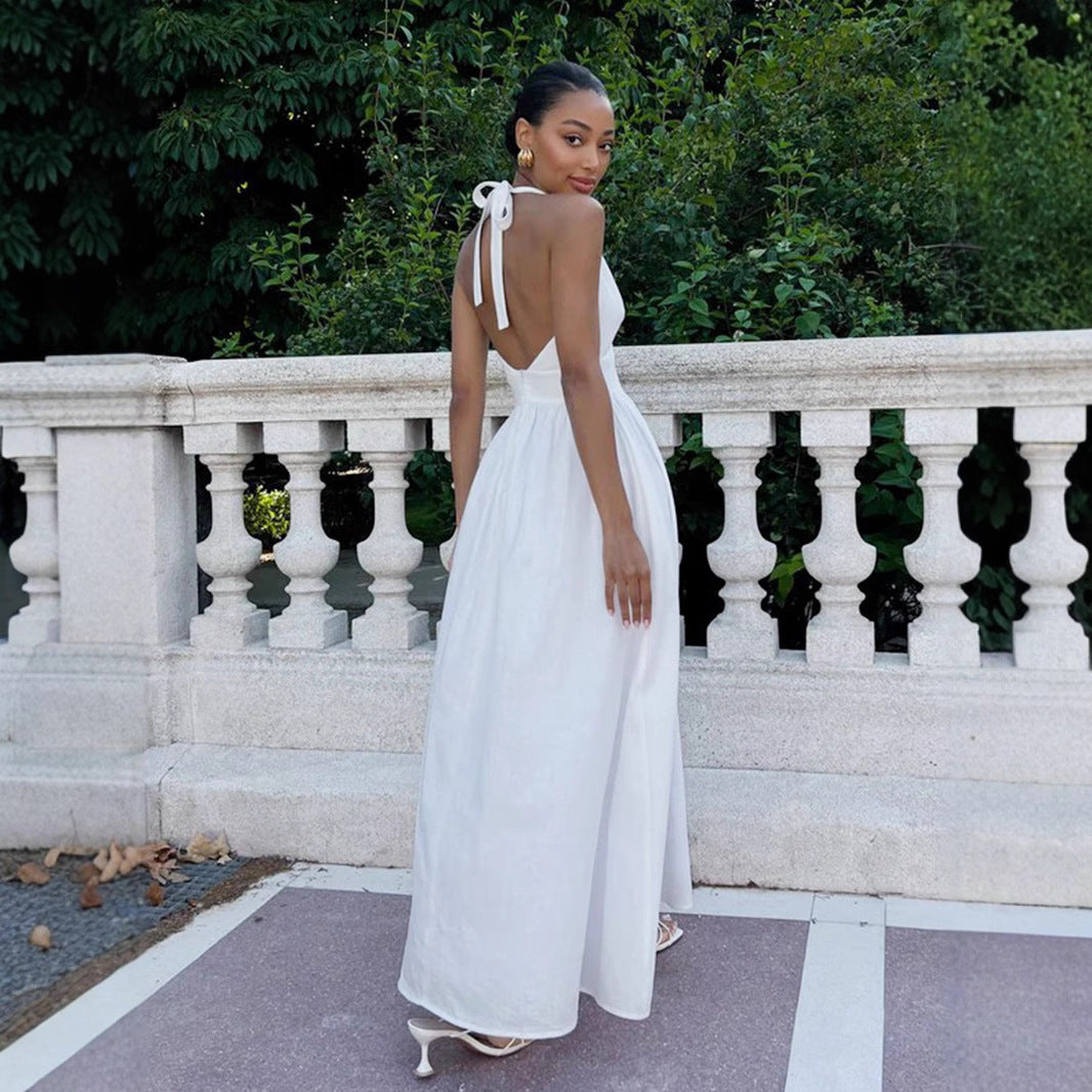 Elegant maxi dress for women with open back design and flowing skirt Lune London
