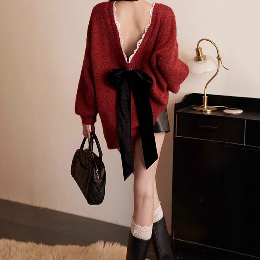 Oversized knit sweater for women with V-neck and delicate lace trim Lune London