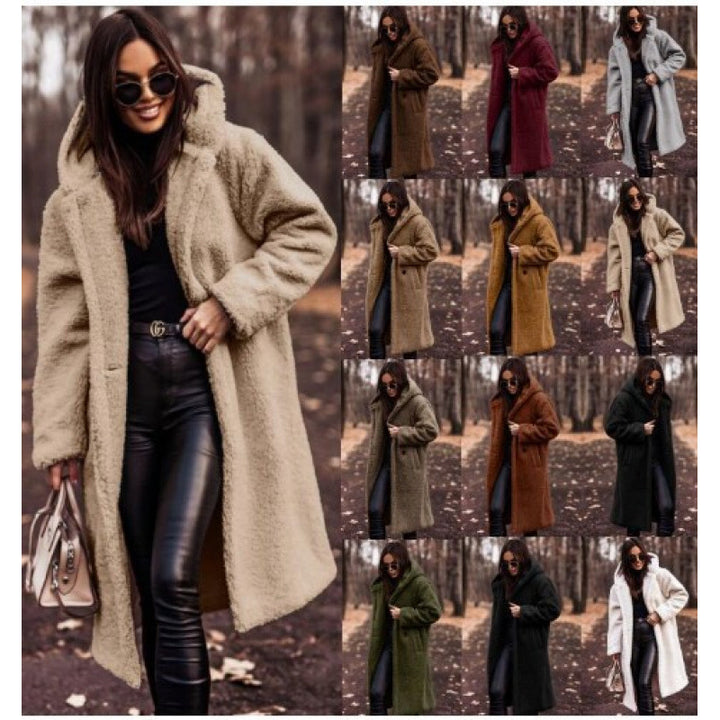 Comfortable teddy coat for women with hood and button closure Lune London