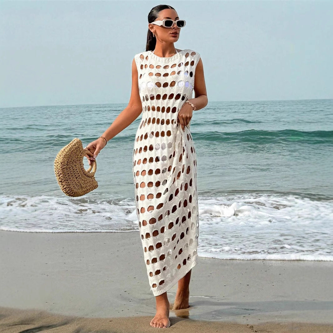 Maxi dress for women with delicate lace pattern Lune London