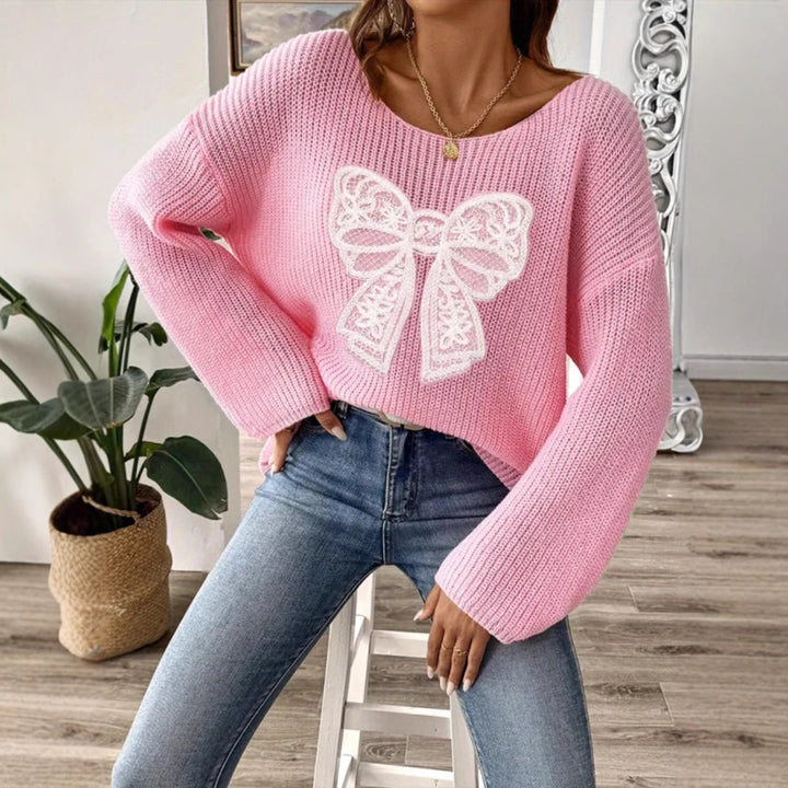 Ladies oversized knit sweater with romantic bow pattern Lune London