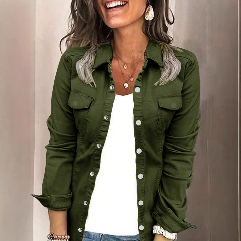 Veste chemise pour dames avec poches poitrine et détails de boutons élégants Chic & Stil