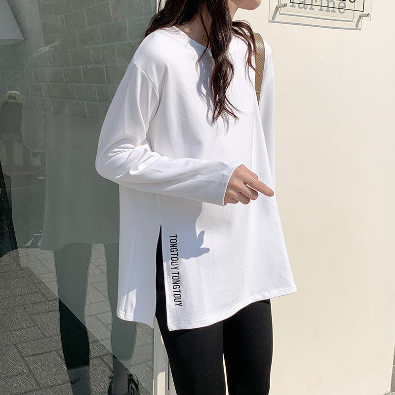 Women's casual long sleeve shirt with asymmetrical cut and all-over design Chic & Stil