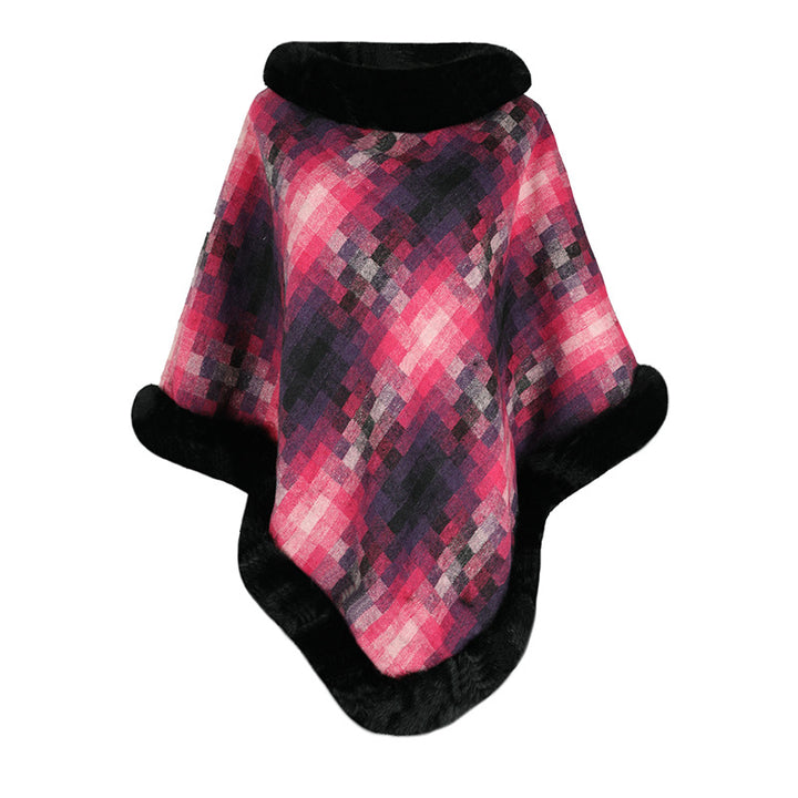 Ladies fashion poncho with luxurious faux fur collar Lune London